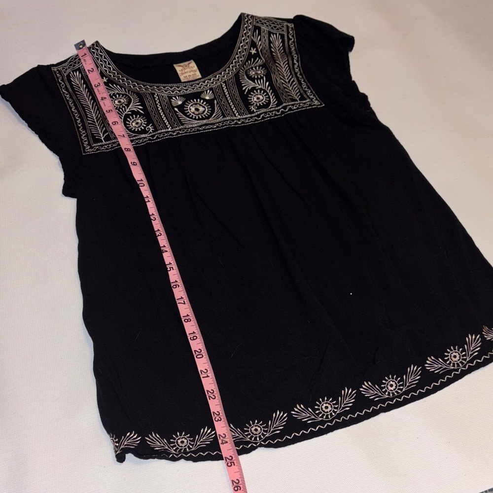Faded Glory Black Tunic Top with Cream Embroidery - Picture 7 of 10